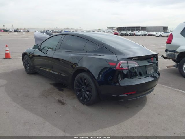 2022 TESLA MODEL 3 5YJ3E1EA5NF136199 Photo 2