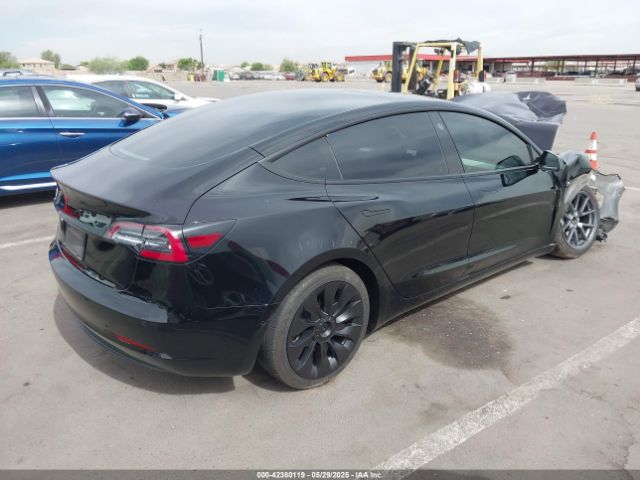 2022 TESLA MODEL 3 5YJ3E1EA5NF136199 Photo 3