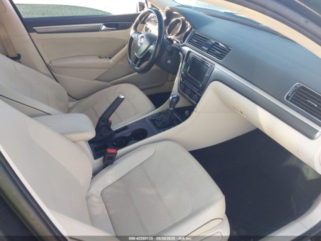 1VWAA7A30JC019938 Volkswagen 2.0 tsi