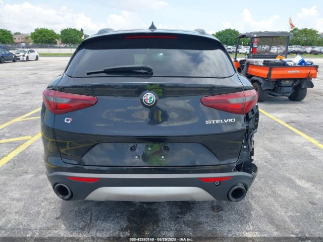 ZASFAKPN8J7B58624 Alfa Romeo Stelvio Sport Awd