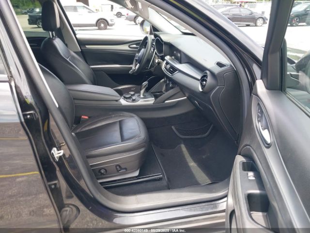ZASFAKPN8J7B58624 Alfa Romeo Stelvio Sport Awd