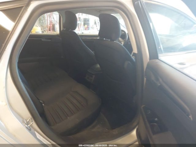 3FA6P0HD9GR119162 Ford FUSION SE