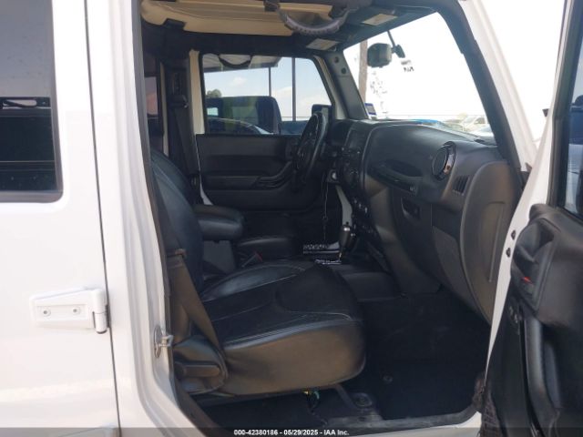 2015 JEEP WRANGLER UNLIMITED 1C4BJWEG1FL676544 Photo 4