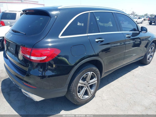 WDC0G4JB3JV086986 Mercedes-Benz m274