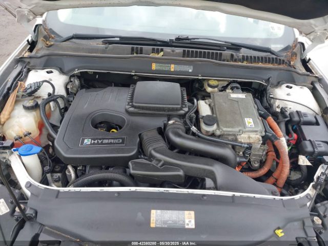 3FA6P0LU1GR140885 Ford Fusion Hybrid Se