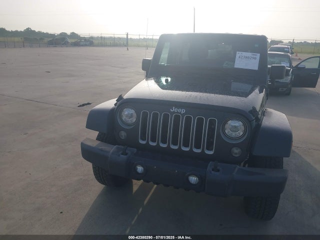 1C4HJWEG7JL895849 Jeep WRANGLER JK
