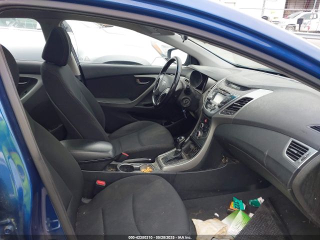 5NPDH4AE2FH571187 Hyundai ELANTRA SE