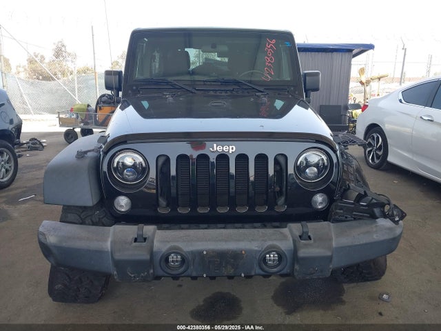 1C4BJWDG7GL155900 Jeep 2016