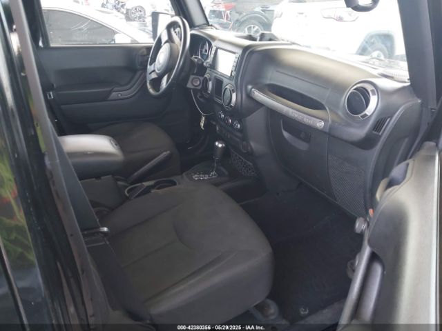 2016 JEEP WRANGLER UNLIMITED 1C4BJWDG7GL155900 Photo 4