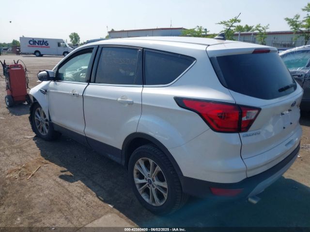 2019 FORD ESCAPE 1FMCU0GD6KUA40116 Photo 2