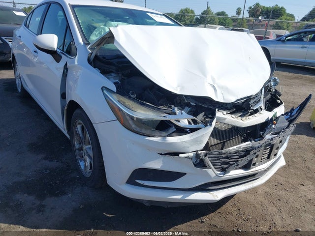 1G1BE5SM3J7219754 Chevrolet Cruze Lt Auto