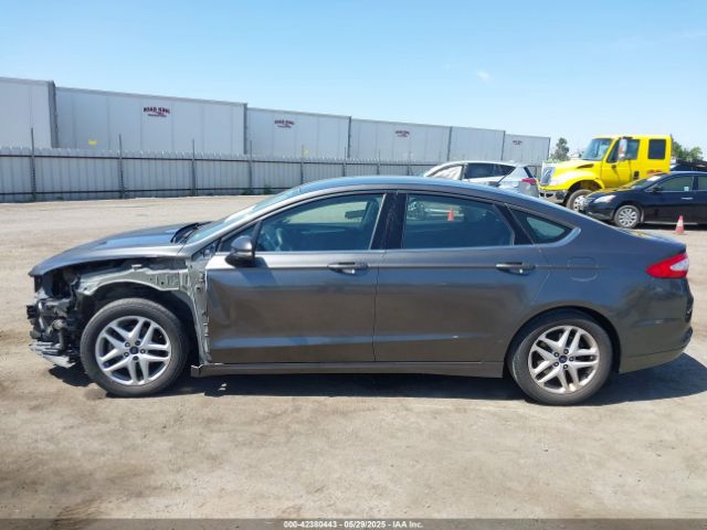 1FA6P0H70G5112744 Ford FUSION SE