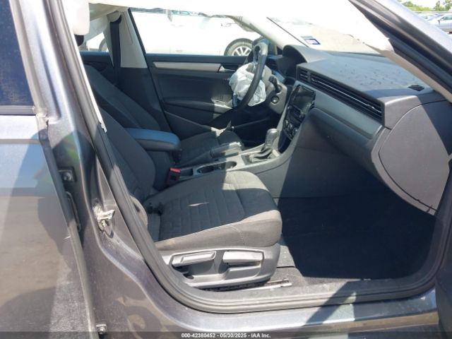 2021 VOLKSWAGEN PASSAT 1VWAA7A36MC000511 Photo 4