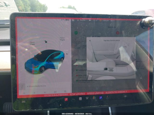 5YJ3E1EA4LF661560 Tesla 2020