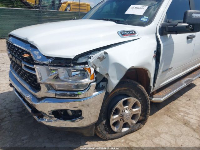 3C6UR5DL4RG338638 RAM 2500 Big Horn  4x4 6'4 Box