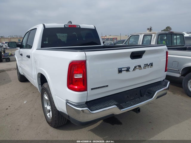RAM 1500 2025 1C6RREFG1SN504598 Image 3
