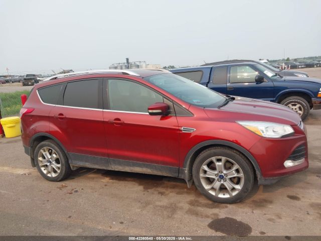 1FMCU9J98FUC26108 Ford Escape Titanium
