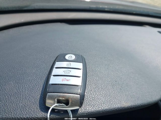 5XXGT4L1XGG050186 KIA Optima Lx Turbo