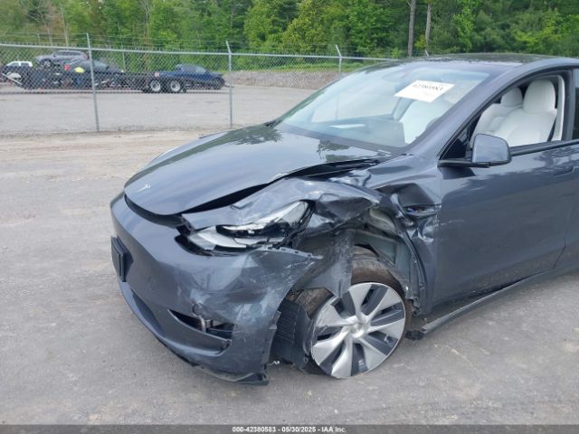 2023 TESLA MODEL Y 7SAYGAEEXPF856428 Photo 5