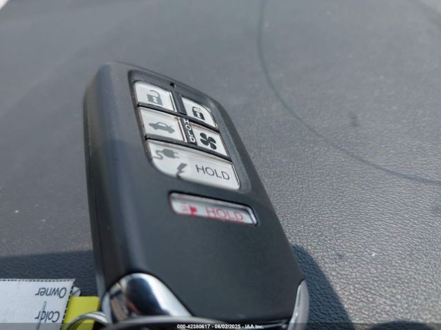 2018 HONDA CLARITY PLUG-IN HYBRID JHMZC5F37JC001965 Photo 10