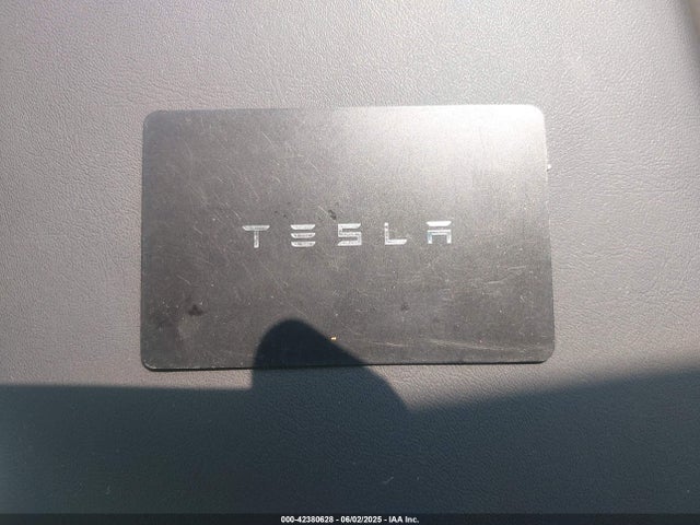 2023 TESLA MODEL 3 5YJ3E1EAXPF686095 Photo 10