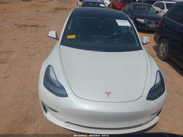 Tesla 2023 2023 5YJ3E1EAXPF686095 Image 12