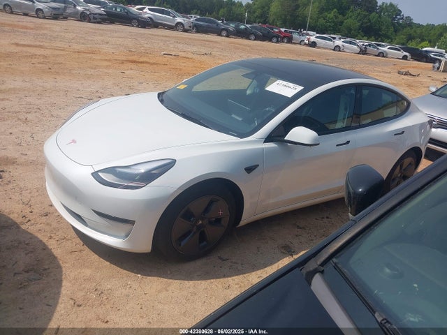 2023 TESLA MODEL 3 5YJ3E1EAXPF686095 Photo 1