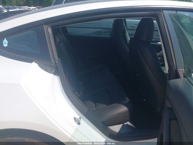 2023 TESLA MODEL 3 5YJ3E1EAXPF686095 Photo 7