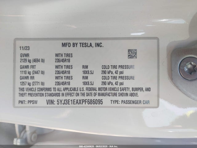 2023 TESLA MODEL 3 5YJ3E1EAXPF686095 Photo 8