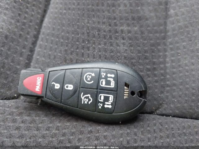 2C4RDGCG3ER206620 Dodge Grand Caravan Sxt