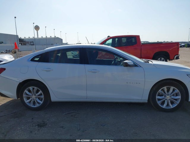 1G1ZD5ST2SF121606 Chevrolet Malibu Fwd 1lt