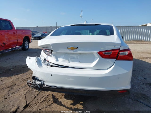 1G1ZD5ST2SF121606 Chevrolet Malibu Fwd 1lt