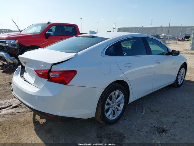 1G1ZD5ST2SF121606 Chevrolet Malibu Fwd 1lt