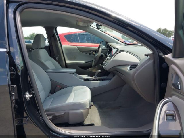 1G1ZD5ST2LF000558 Chevrolet Malibu Fwd Lt
