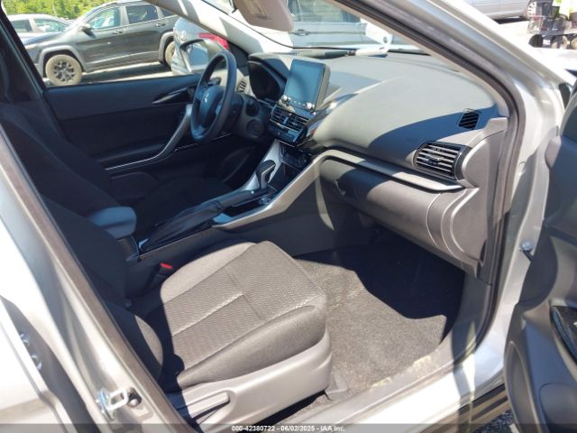 2024 MITSUBISHI ECLIPSE CROSS JA4ATVAA2RZ067069 Photo 4