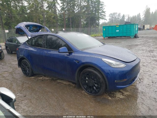 7SAYGAEE6RF988976 Tesla Model Y Long Range Dual Motor All-wheel Drive