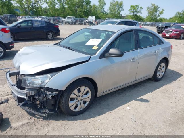 1G1PA5SHXE7257475 Chevrolet Cruze Ls Auto