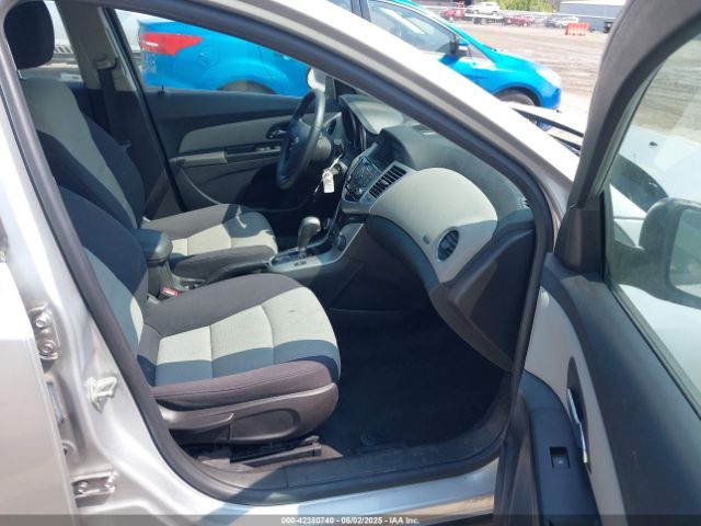 1G1PA5SHXE7257475 Chevrolet Cruze Ls Auto