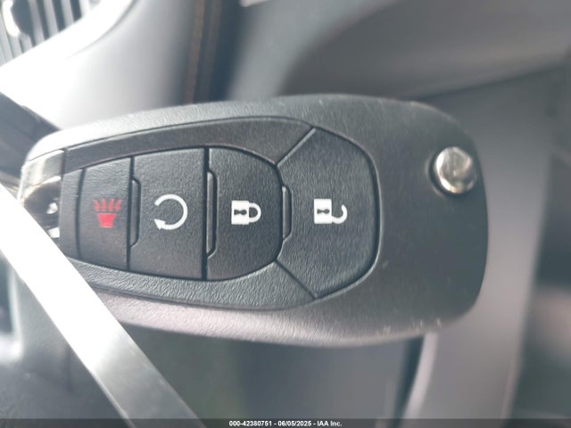 Chevrolet le2 2021 KL7CJPSM8MB363916 Image 11