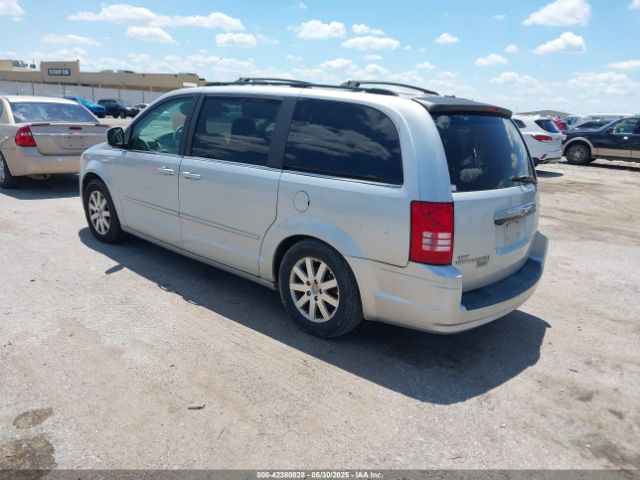 2008 CHRYSLER TOWN & COUNTRY 2A8HR54P98R118426 Photo 2