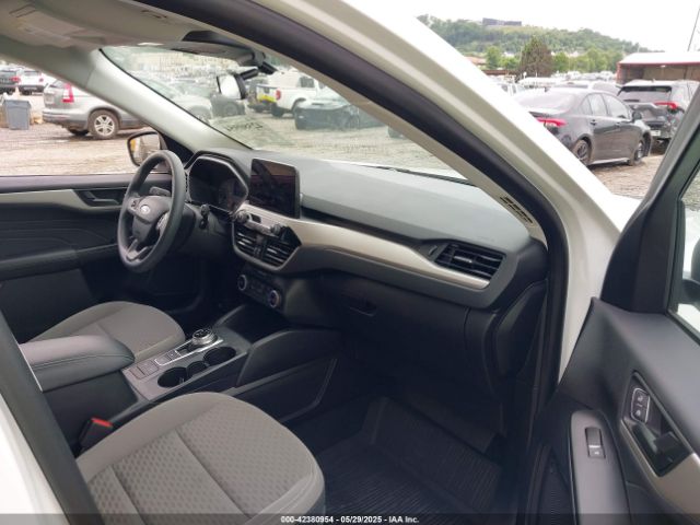 2022 FORD ESCAPE 1FMCU9G68NUB99651 Photo 4
