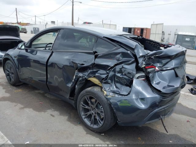 2025 TESLA MODEL Y 7SAYGDEE1SF285163 Photo 5