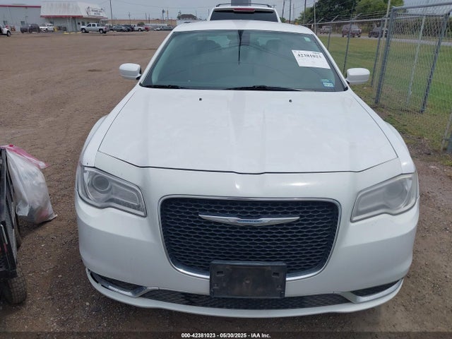 2C3CCAAG6FH875811 Chrysler 300 Limited