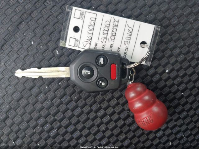 2018 SUBARU FORESTER JF2SJAEC1JG411092 Photo 10