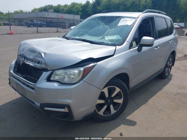 2018 SUBARU FORESTER JF2SJAEC1JG411092 Photo 1