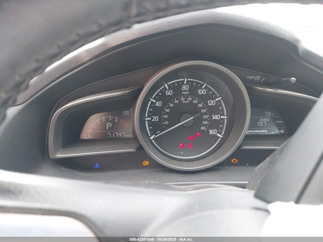 3MZBN1L39JM164672 Mazda py