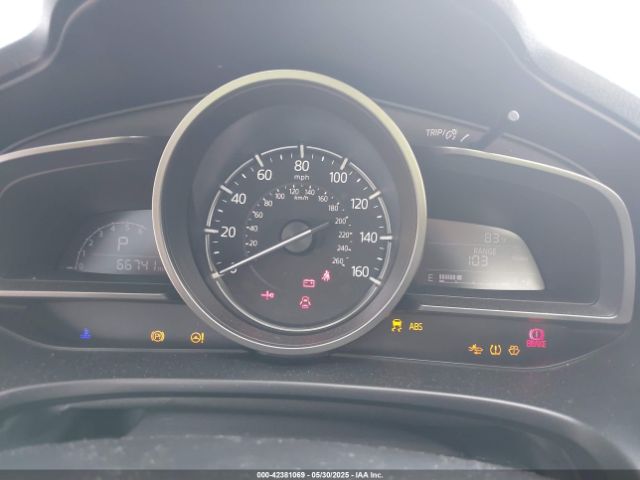 2018 MAZDA MAZDA3 3MZBN1U79JM226475 Photo 6