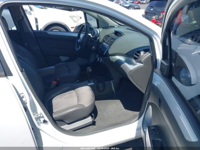 KL8CD6S90FC721113 Chevrolet Spark 1lt Cvt