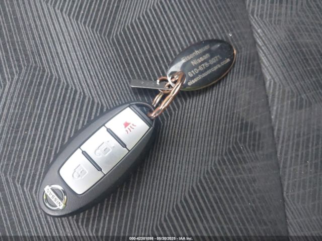 5N1AT2MV4FC885612 Nissan ROGUE SV