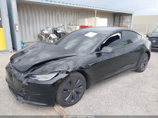 2025 TESLA MODEL 3 5YJ3E1EA2SF906855 Photo 1